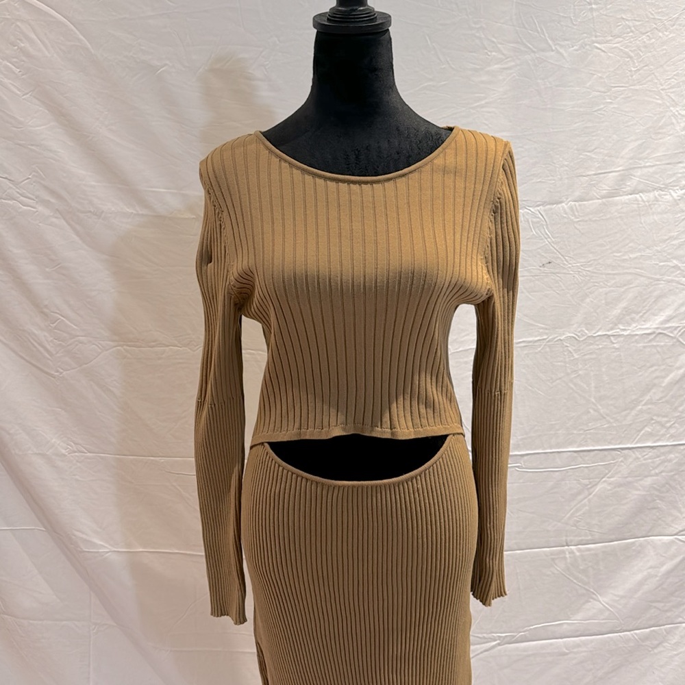 ASOS dress - Picture 5 of 10
